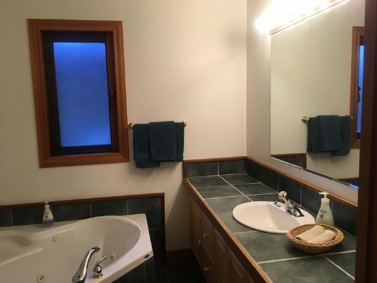 Tofino Stormbay Guest House Εξωτερικό φωτογραφία